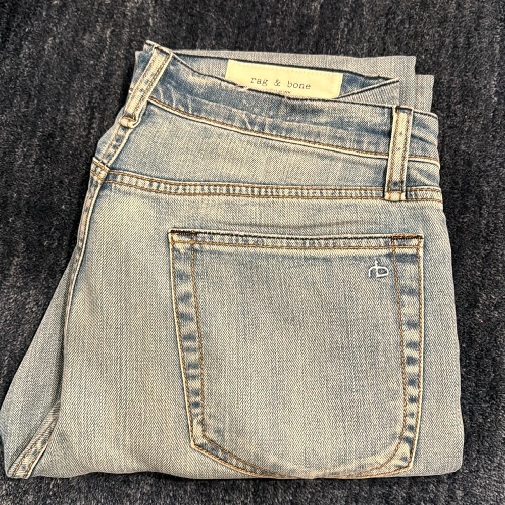 Rag and Bone Fit 2 Distressed Denim 31/32